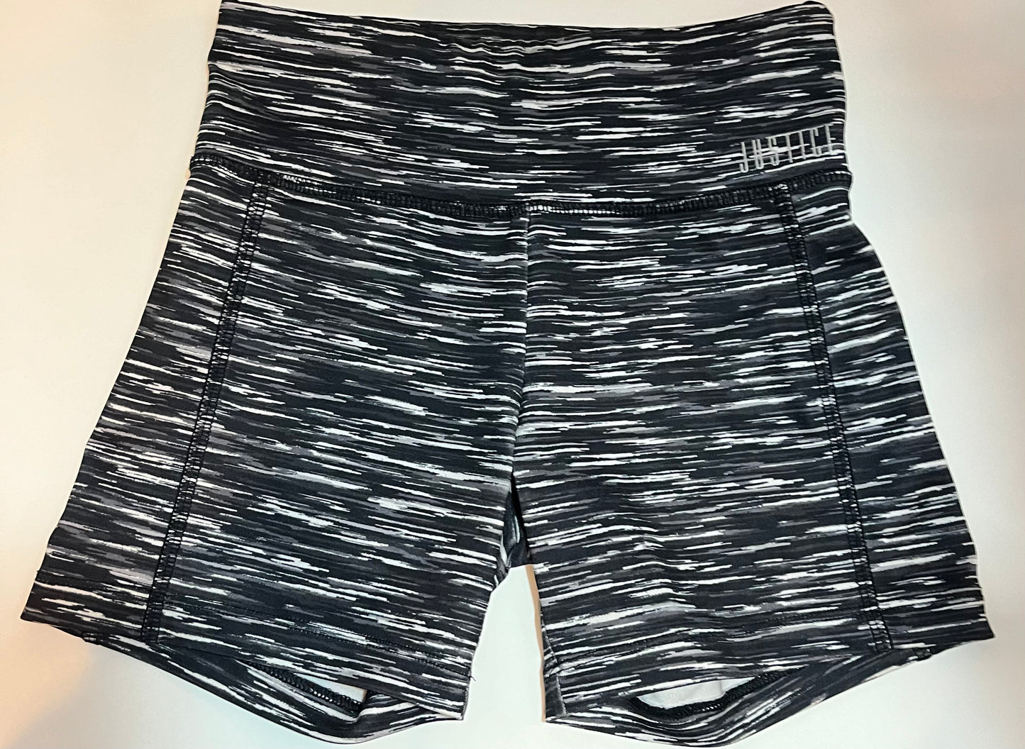 Black+White Shorts Justice Child Medium (8)